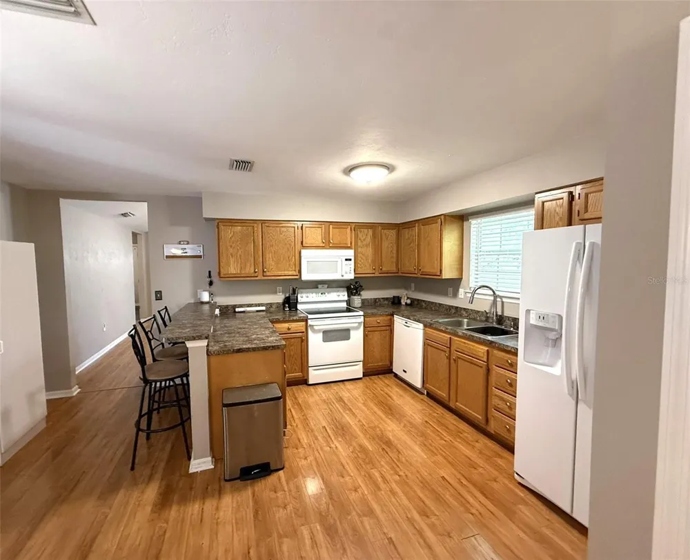 3803 NW 26TH STREET Gainesville, FL 32605