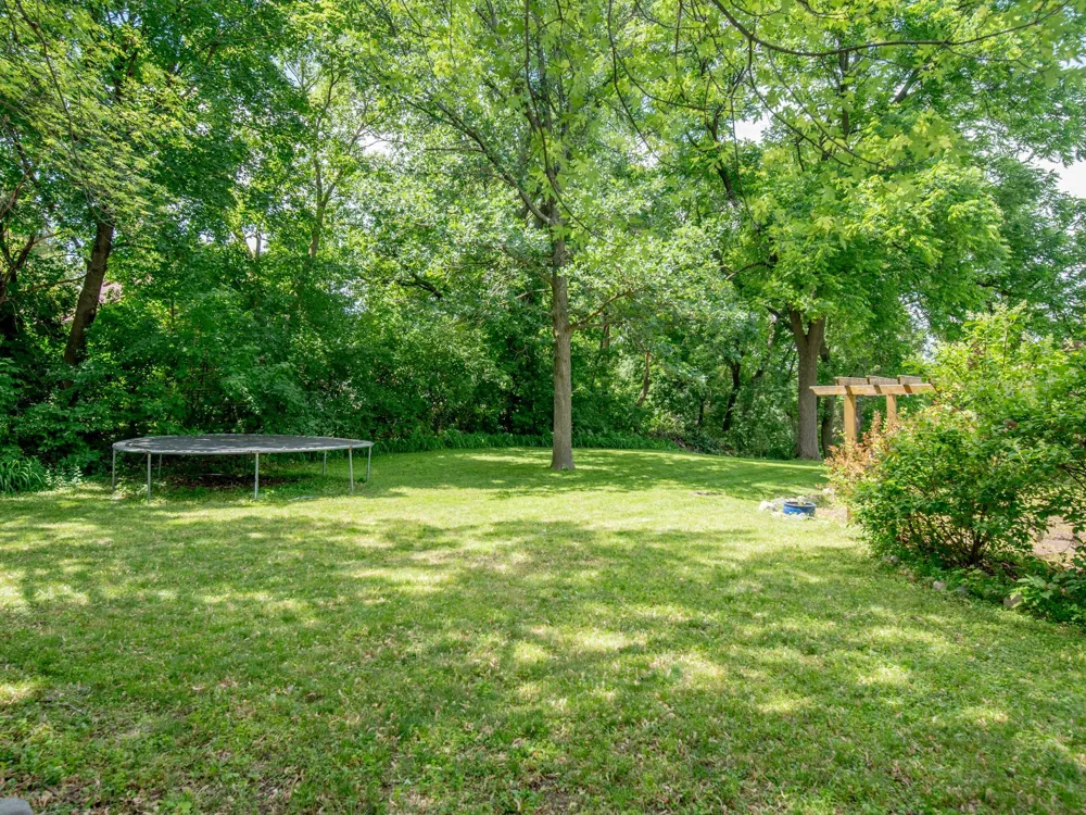 1603 Dodd Road Mendota Heights, MN 55118