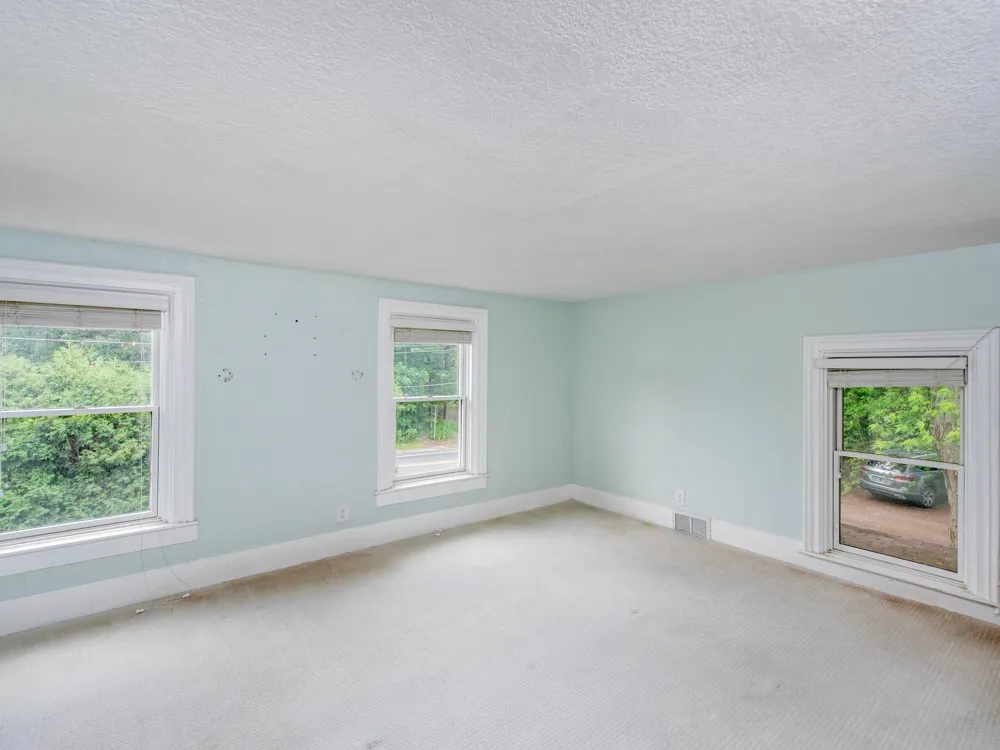 1603 Dodd Road Mendota Heights, MN 55118