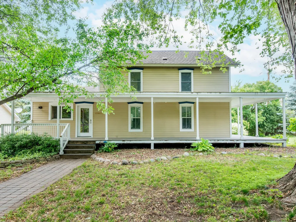 1603 Dodd Road Mendota Heights, MN 55118