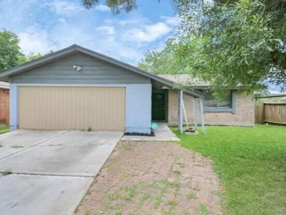 4803 Beechaven Street Houston, TX 77053