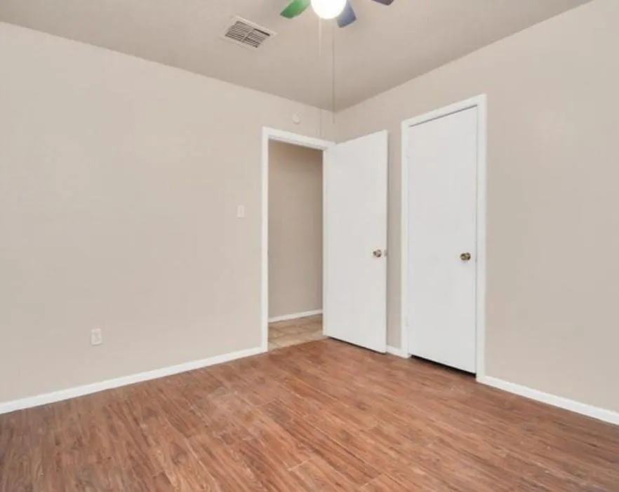 4803 Beechaven Street Houston, TX 77053