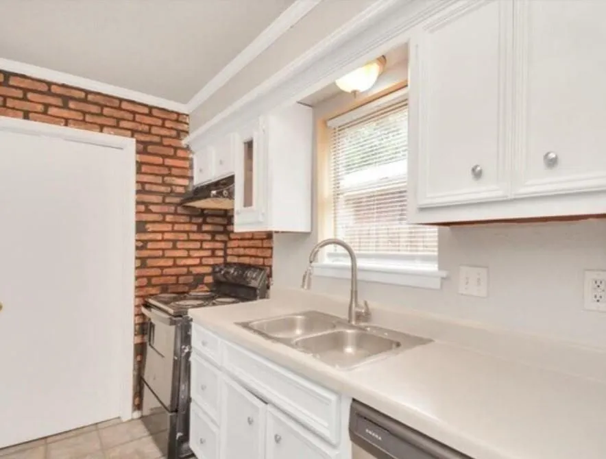 4803 Beechaven Street Houston, TX 77053