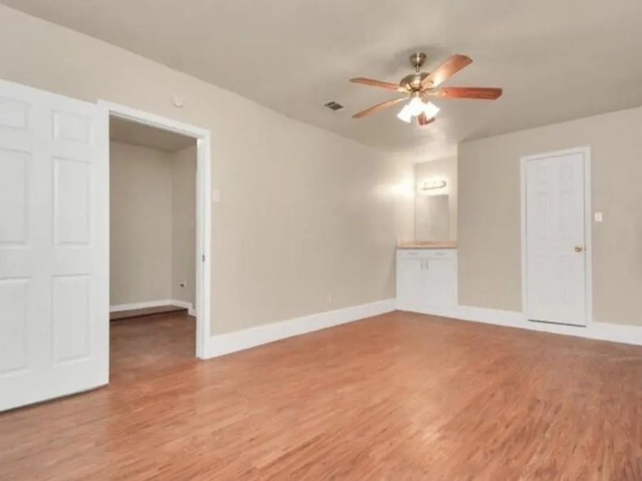 4803 Beechaven Street Houston, TX 77053