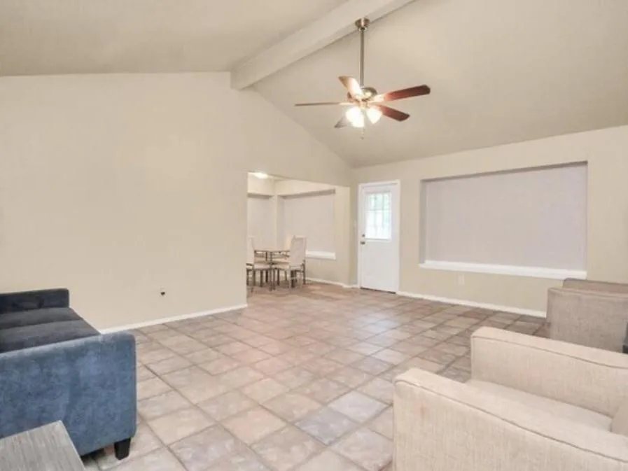 4803 Beechaven Street Houston, TX 77053