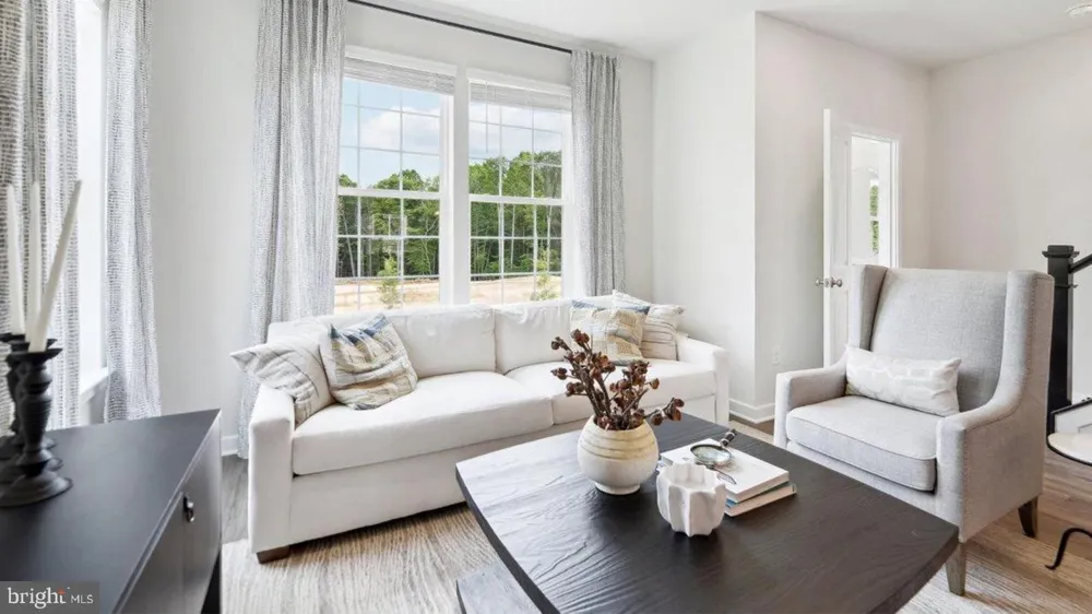31 CLEMENTON ROAD E Gibbsboro, NJ 08026