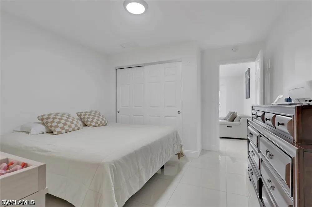 28th Avenue SW Naples, FL 34116