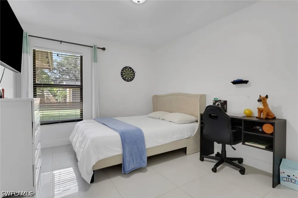28th Avenue SW Naples, FL 34116