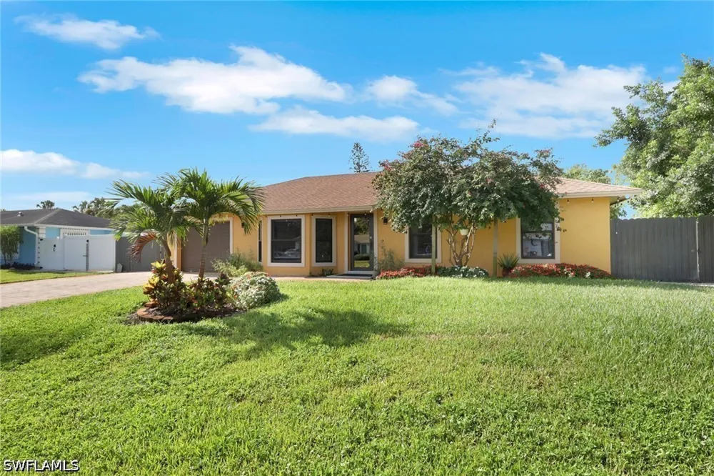 28th Avenue SW Naples, FL 34116