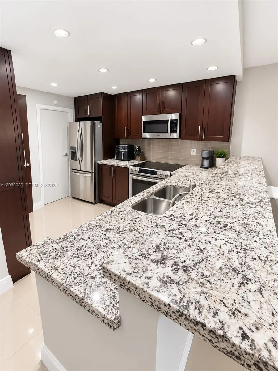 1500 S Ocean Blvd #201 Lauderdale By The Sea, FL 33062
