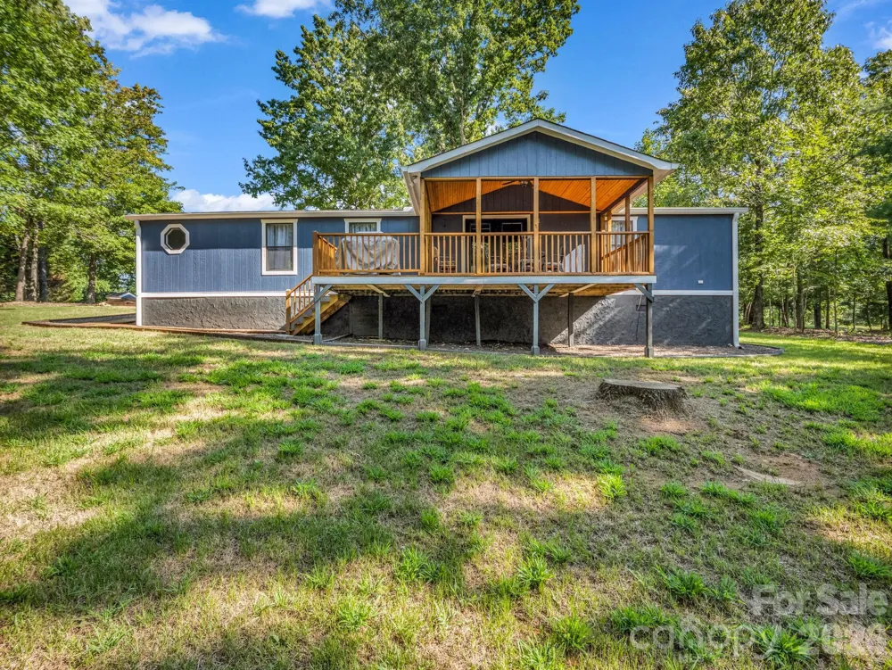 1120 Sandy Plains Road Tryon, NC 28782