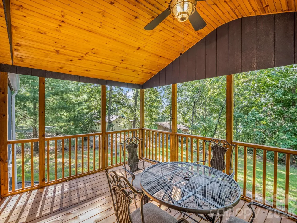 1120 Sandy Plains Road Tryon, NC 28782