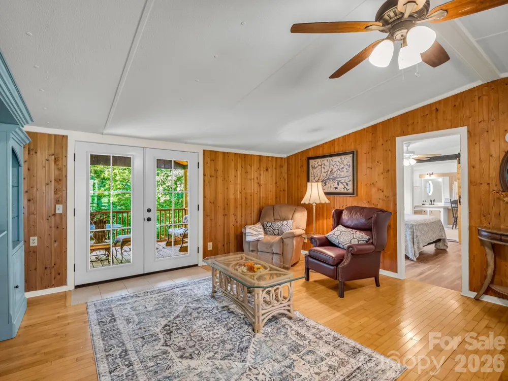 1120 Sandy Plains Road Tryon, NC 28782