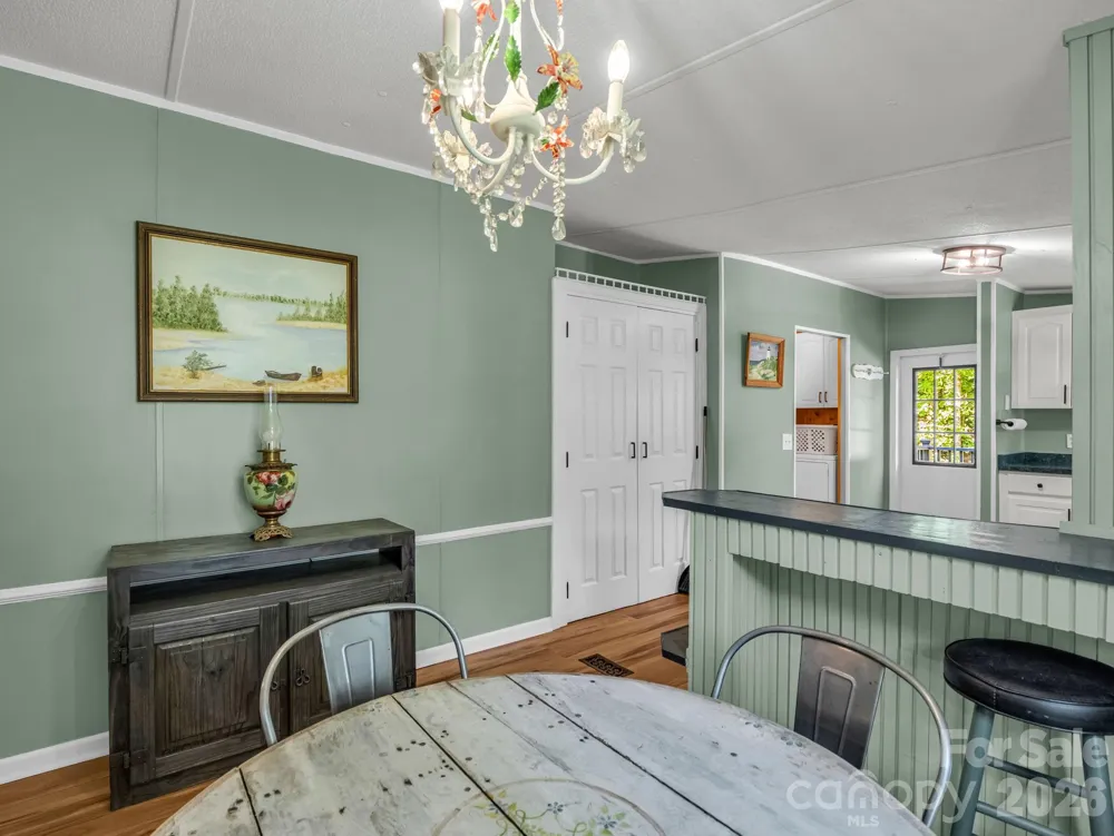 1120 Sandy Plains Road Tryon, NC 28782