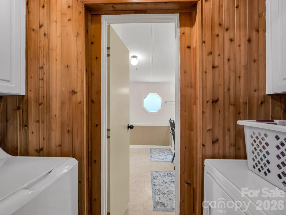 1120 Sandy Plains Road Tryon, NC 28782