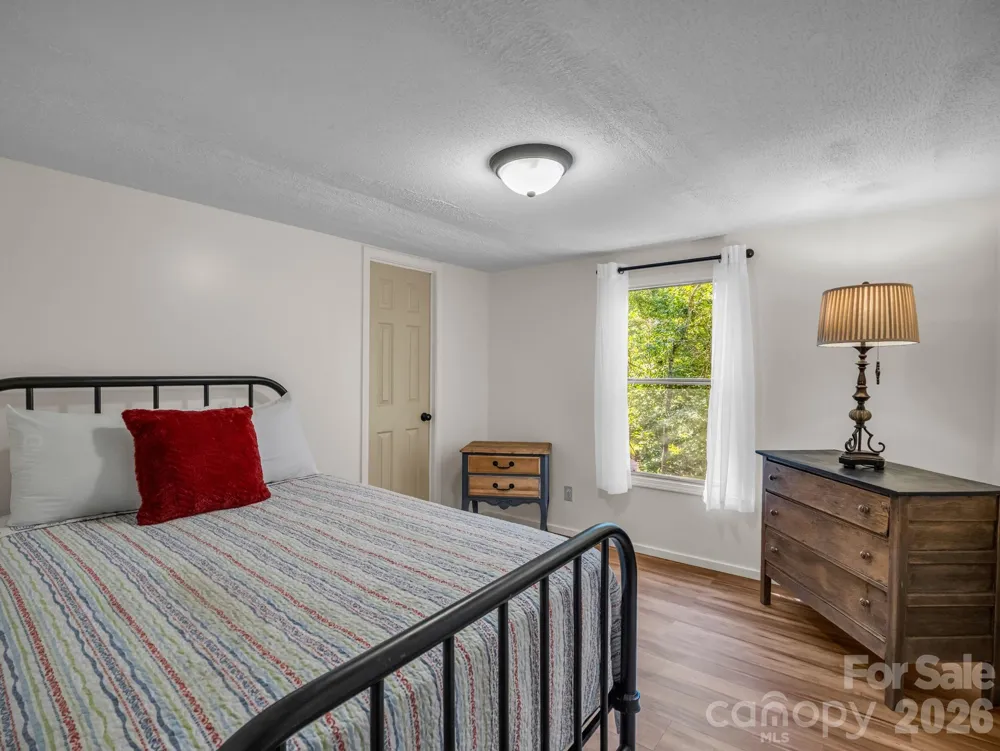 1120 Sandy Plains Road Tryon, NC 28782