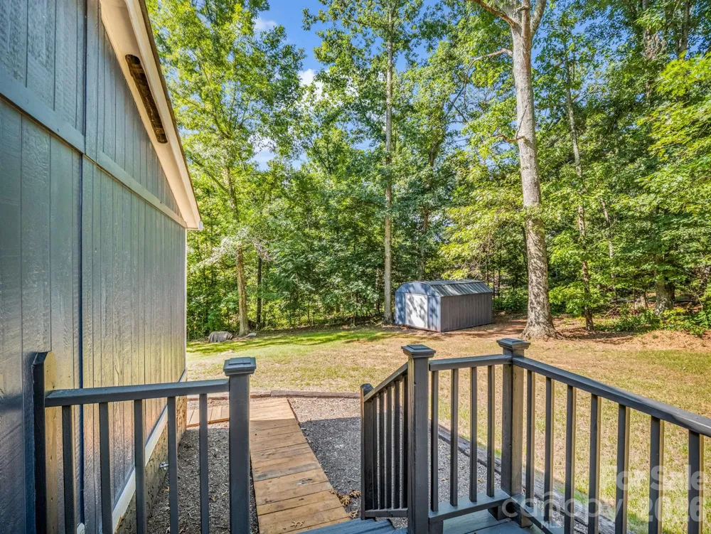 1120 Sandy Plains Road Tryon, NC 28782