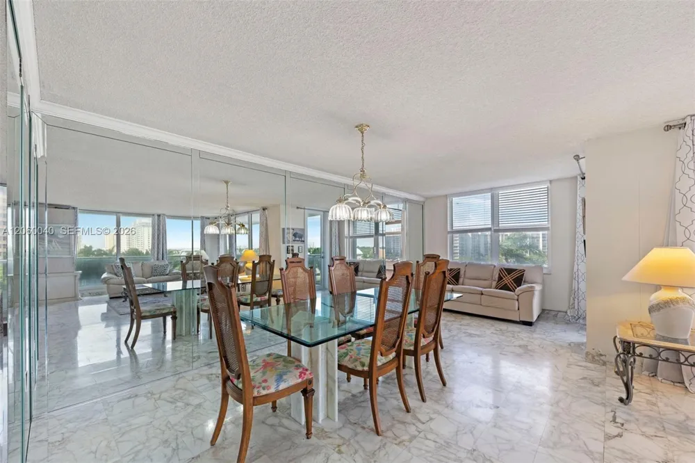 2751 S Ocean Dr #501N Hollywood, FL 33019