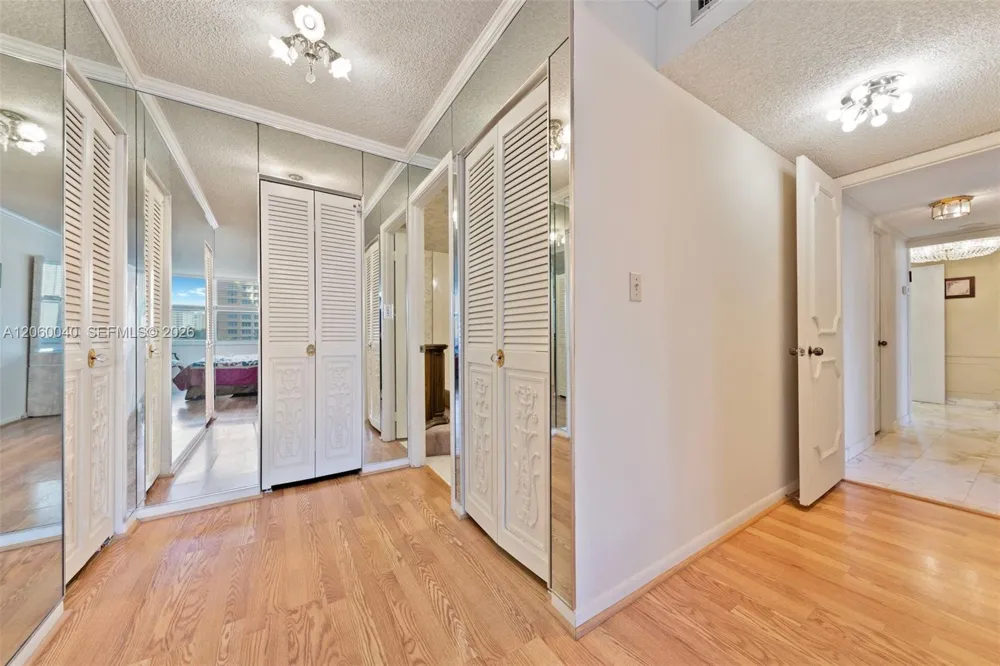 2751 S Ocean Dr #501N Hollywood, FL 33019