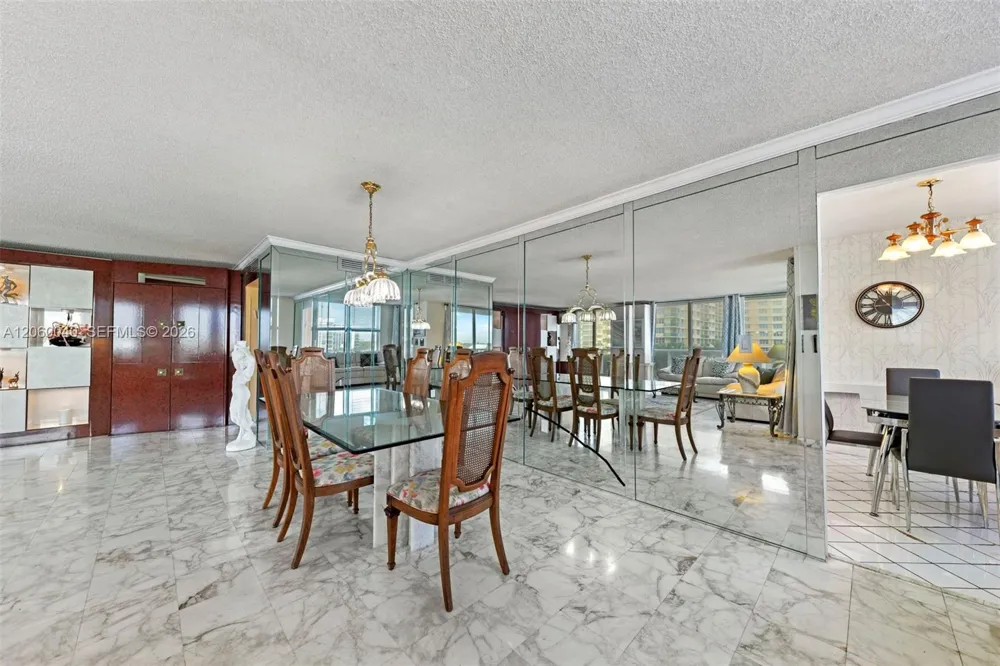 2751 S Ocean Dr #501N Hollywood, FL 33019