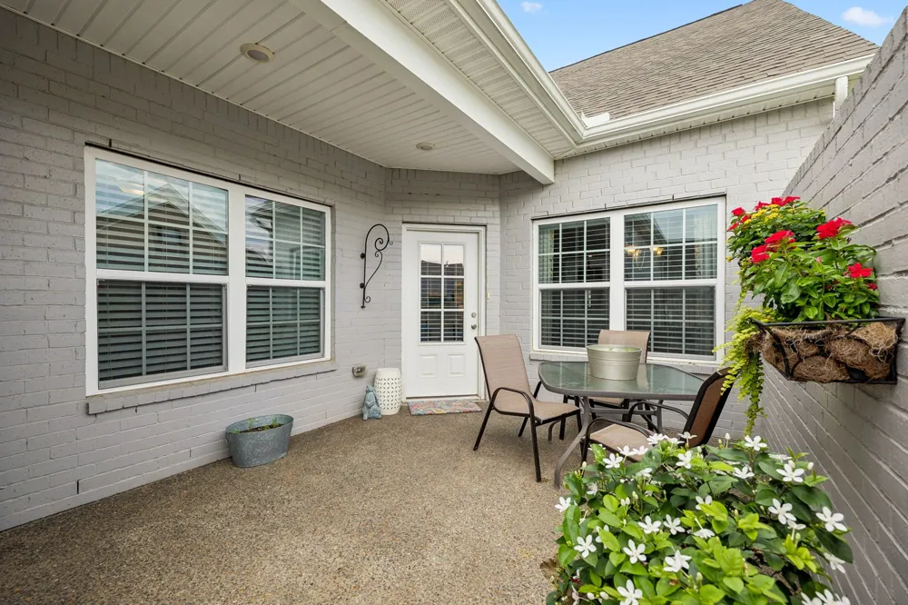 903 Meadowcrest Way Lebanon, TN 37090