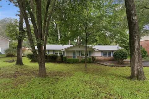 2162 Chestnut Place