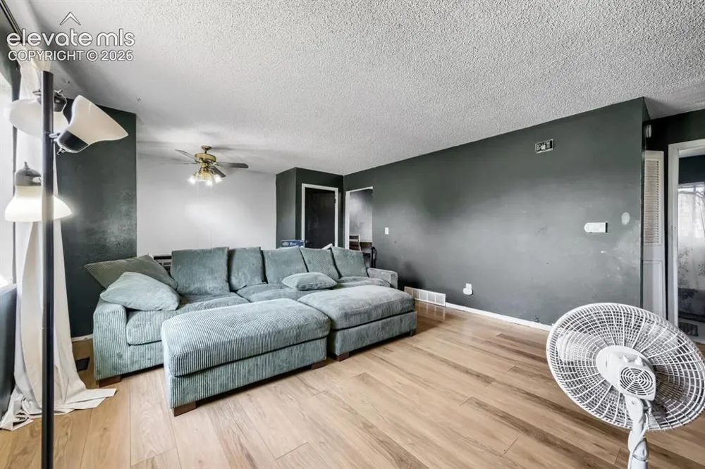 93 Regency Boulevard Pueblo, CO 81005