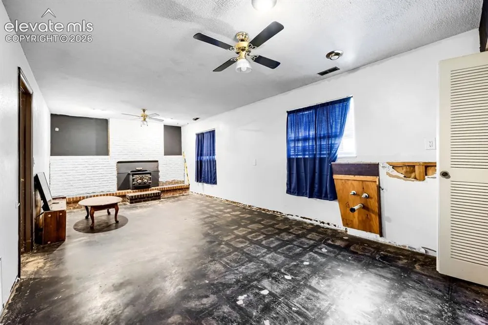 93 Regency Boulevard Pueblo, CO 81005