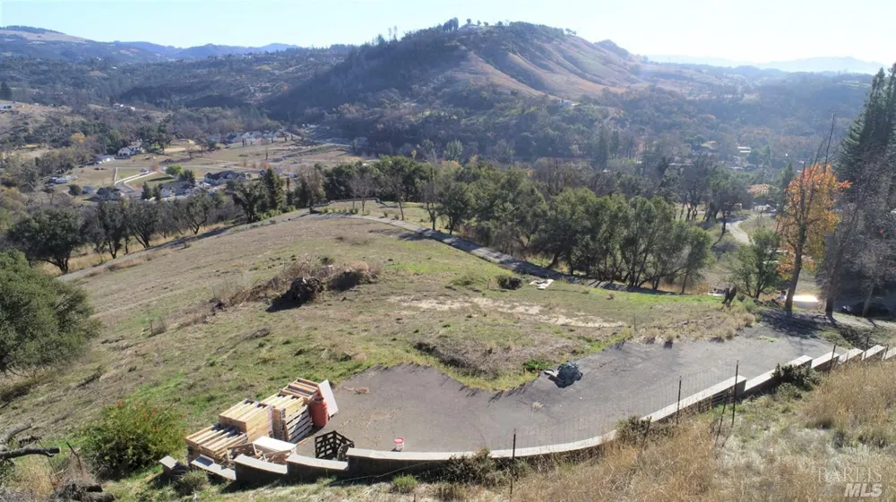 5420 Wikiup Bridge Way Santa Rosa, CA 95404
