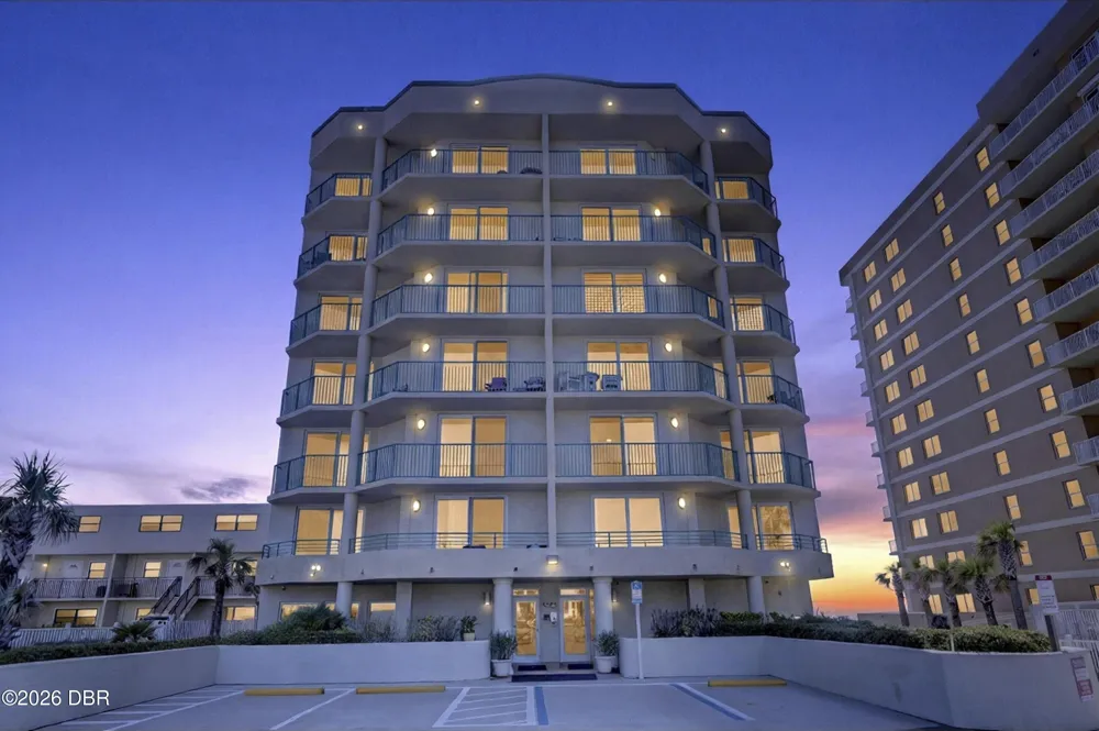 3797 S Atlantic Avenue #202 Daytona Beach Shores, FL 32118