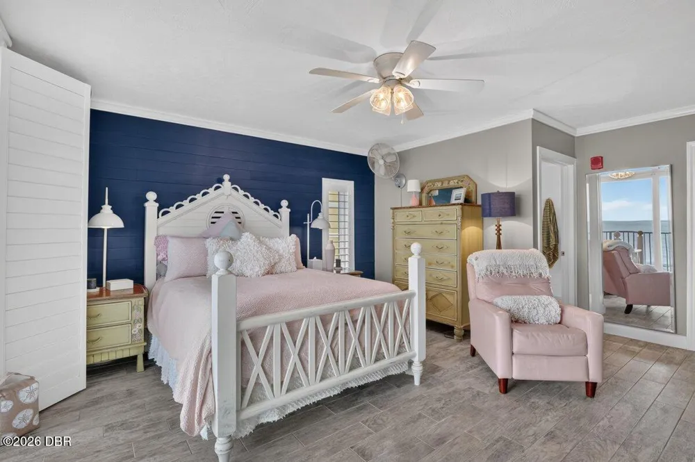 3797 S Atlantic Avenue #202 Daytona Beach Shores, FL 32118