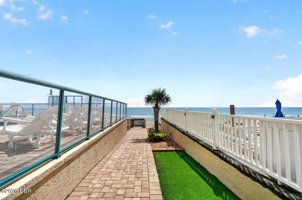 3797 S Atlantic Avenue #202 Daytona Beach Shores, FL 32118