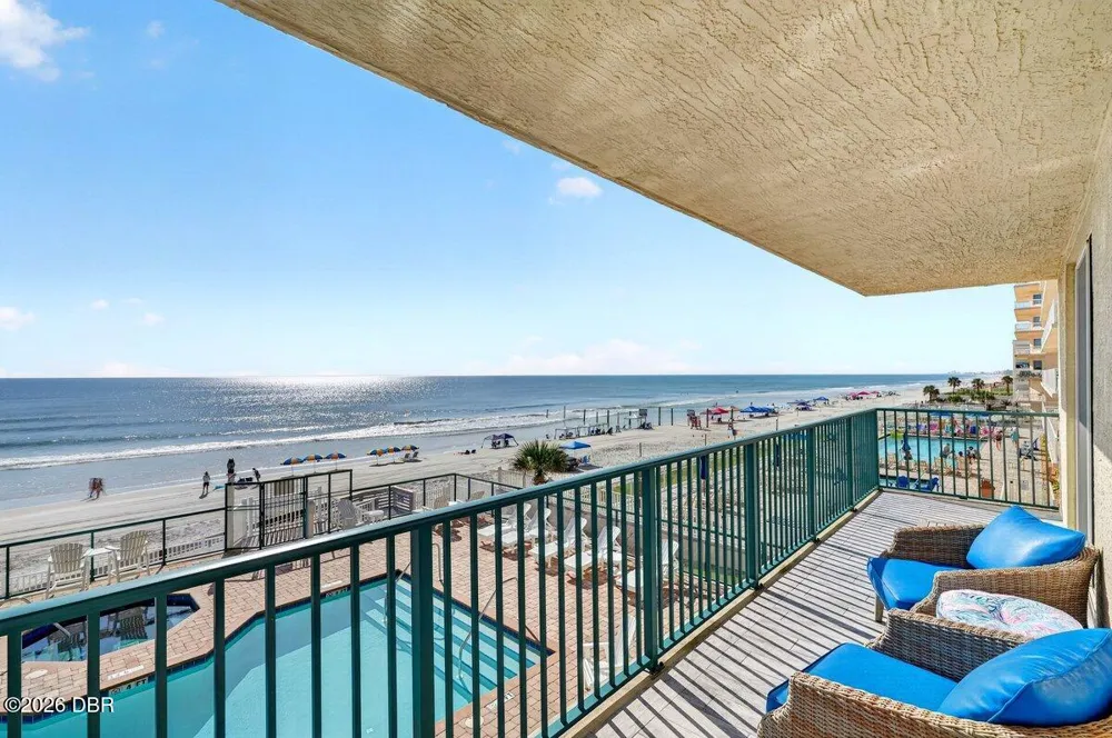 3797 S Atlantic Avenue #202 Daytona Beach Shores, FL 32118