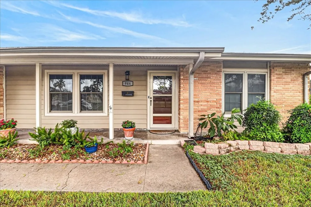 946 Carmel Parkway Corpus Christi, TX 78411