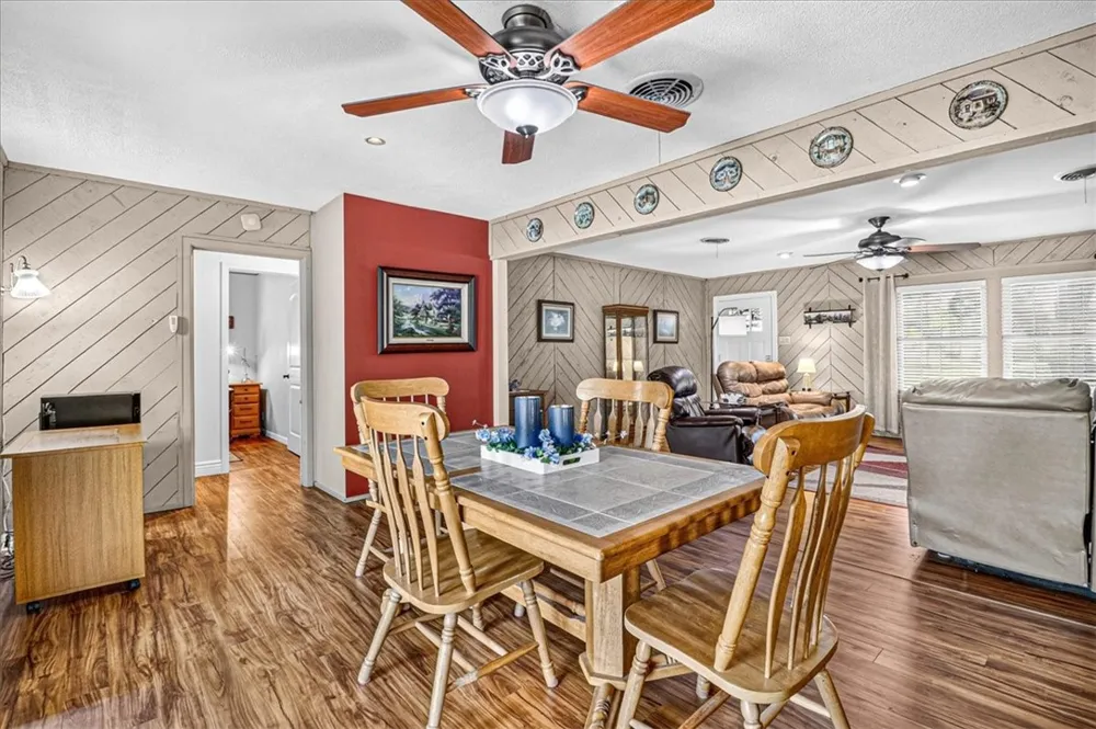 946 Carmel Parkway Corpus Christi, TX 78411