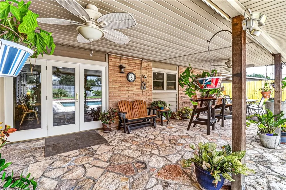 946 Carmel Parkway Corpus Christi, TX 78411