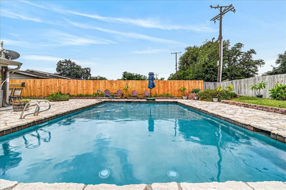946 Carmel Parkway Corpus Christi, TX 78411