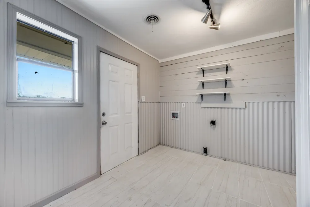 226 Glen Meadows Drive Bonham, TX 75418
