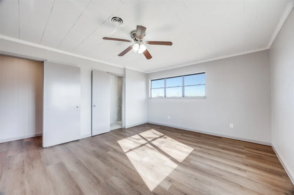 226 Glen Meadows Drive Bonham, TX 75418