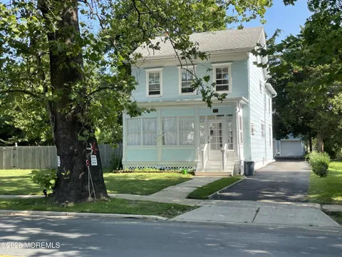 577579 Cedar Avenue
