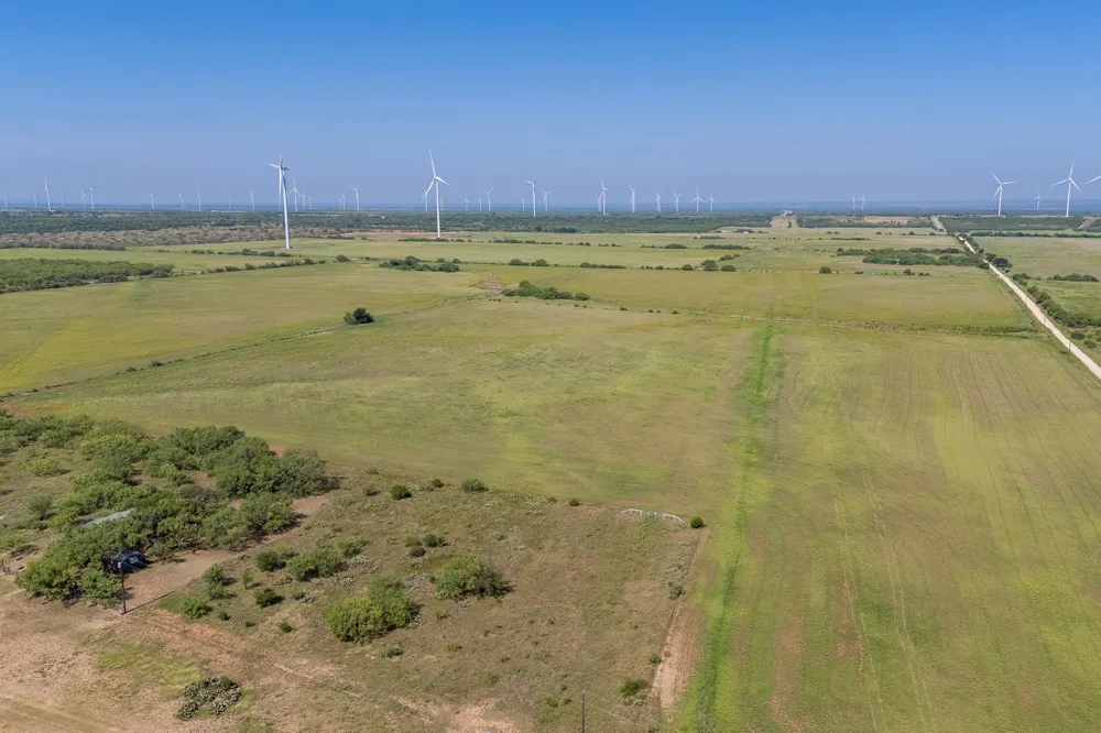 15055 County Road 306 Moran, TX 76464