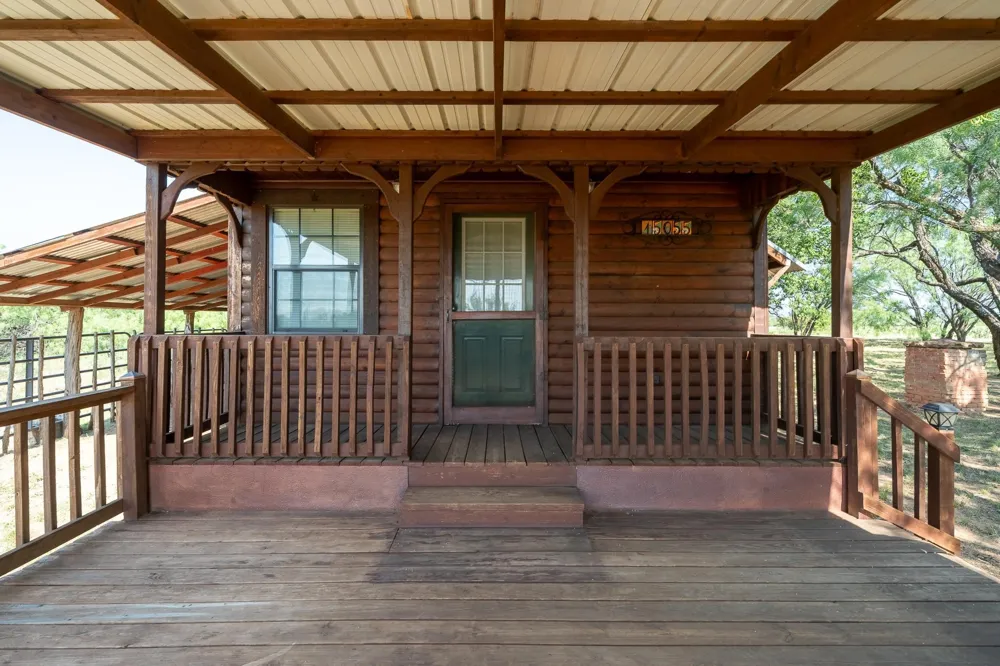 15055 County Road 306 Moran, TX 76464