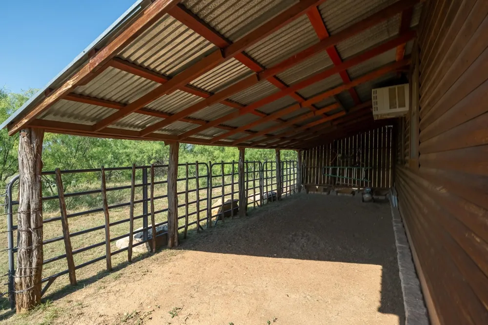15055 County Road 306 Moran, TX 76464