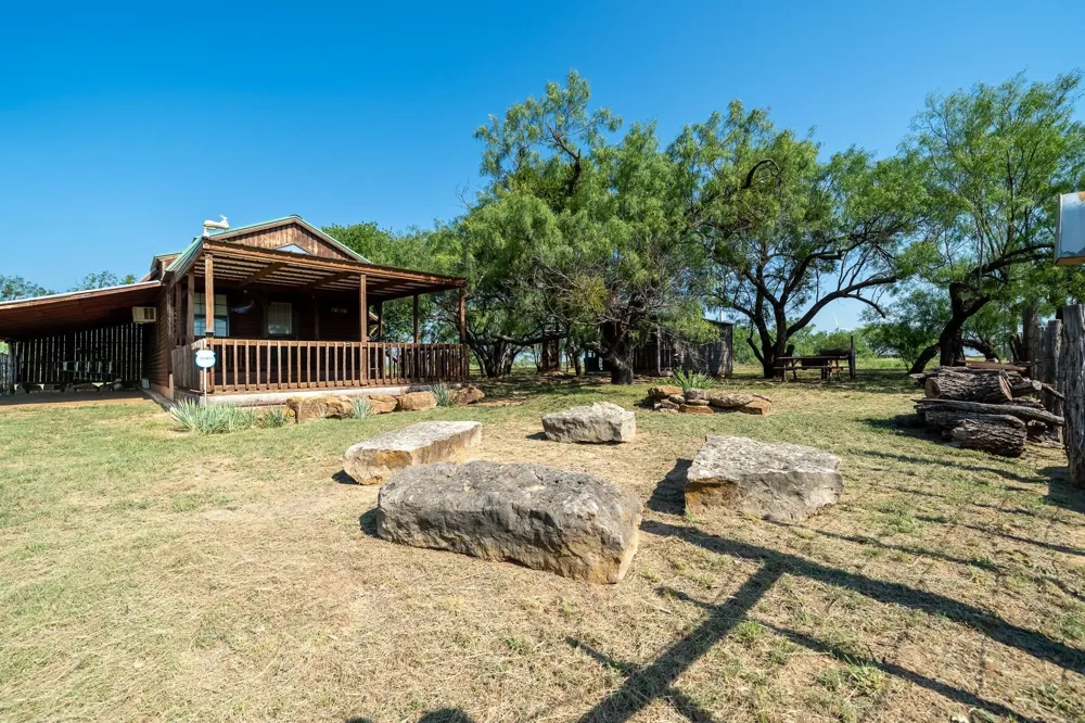 15055 County Road 306 Moran, TX 76464
