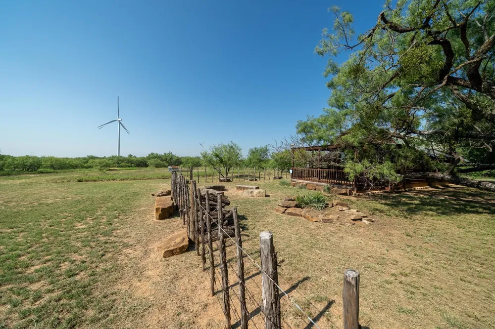 15055 County Road 306 Moran, TX 76464