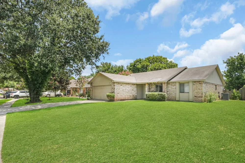 710 Old Colony Drive Richmond, TX 77406