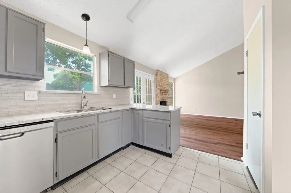 710 Old Colony Drive Richmond, TX 77406