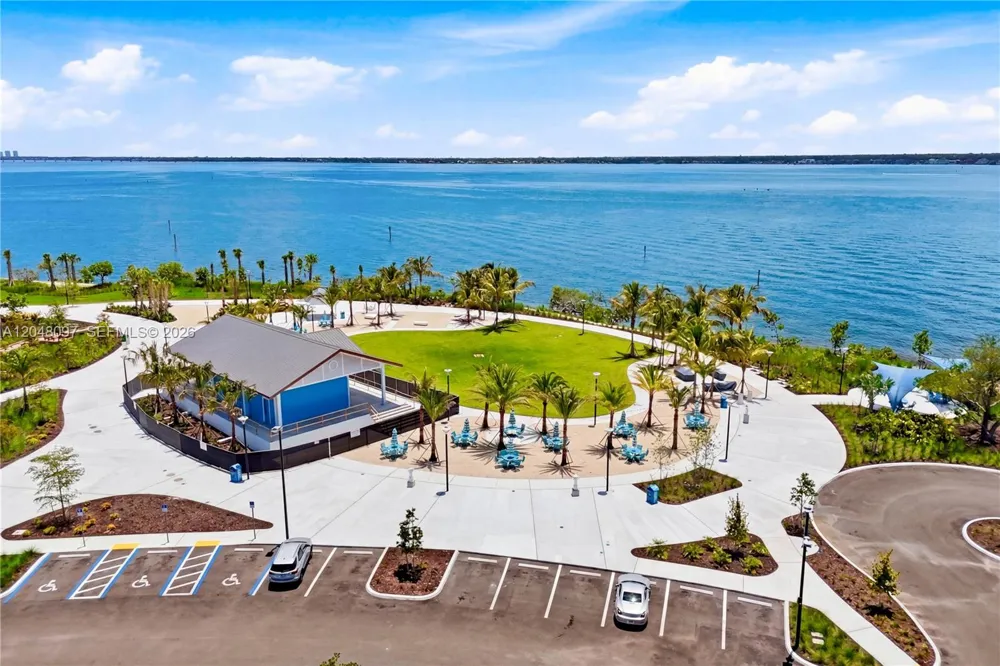 4218 SE 20th Pl #D5 Other City - In The State Of Florida, FL 33904