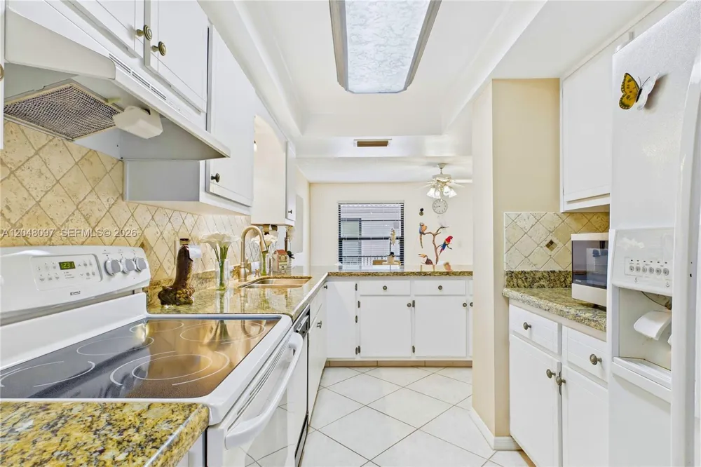 4218 SE 20th Pl #D5 Other City - In The State Of Florida, FL 33904