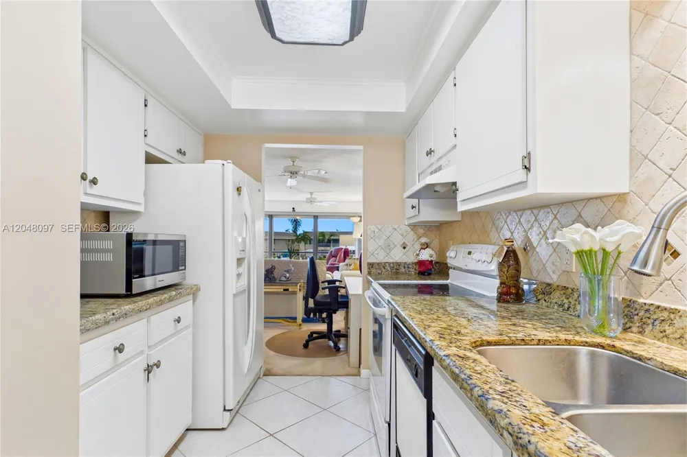 4218 SE 20th Pl #D5 Other City - In The State Of Florida, FL 33904